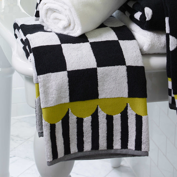 MacKenzie Childs: Courtly Check Bath Towel