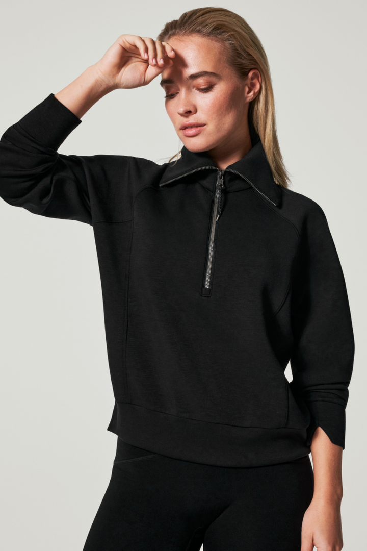 SPANX: AirEssentials Half Zip - Very Black