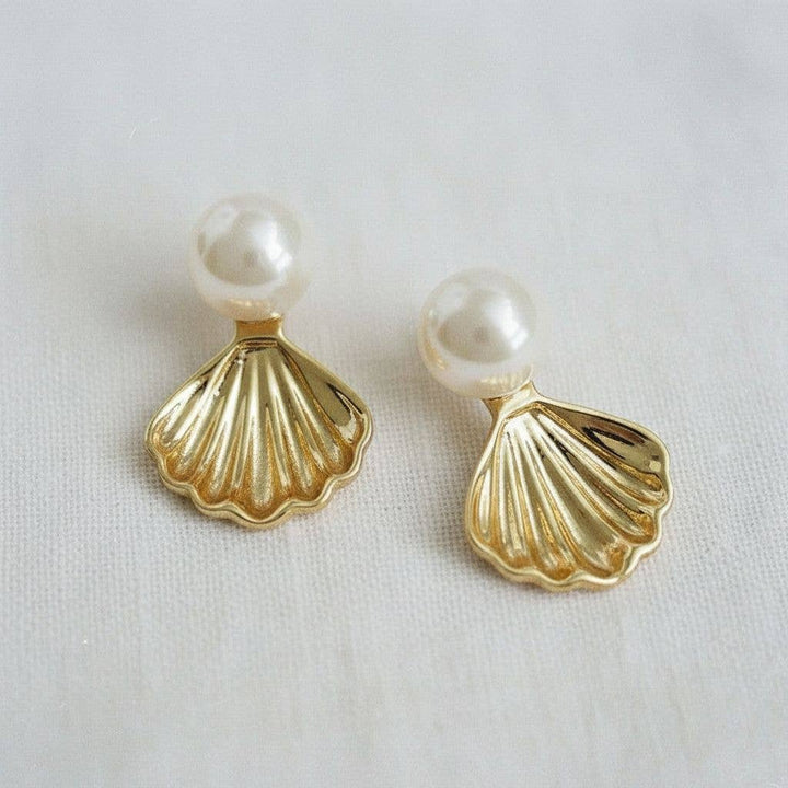Chic Glass Pearl Drop Earrings