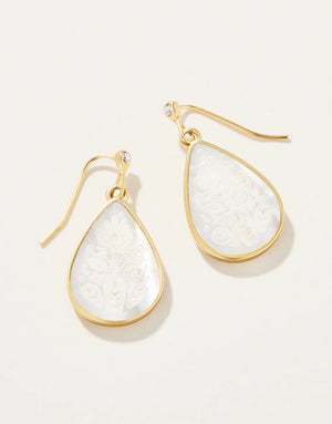 Spartina 449: Willa Carved Earrings - Mother-of-Pearl