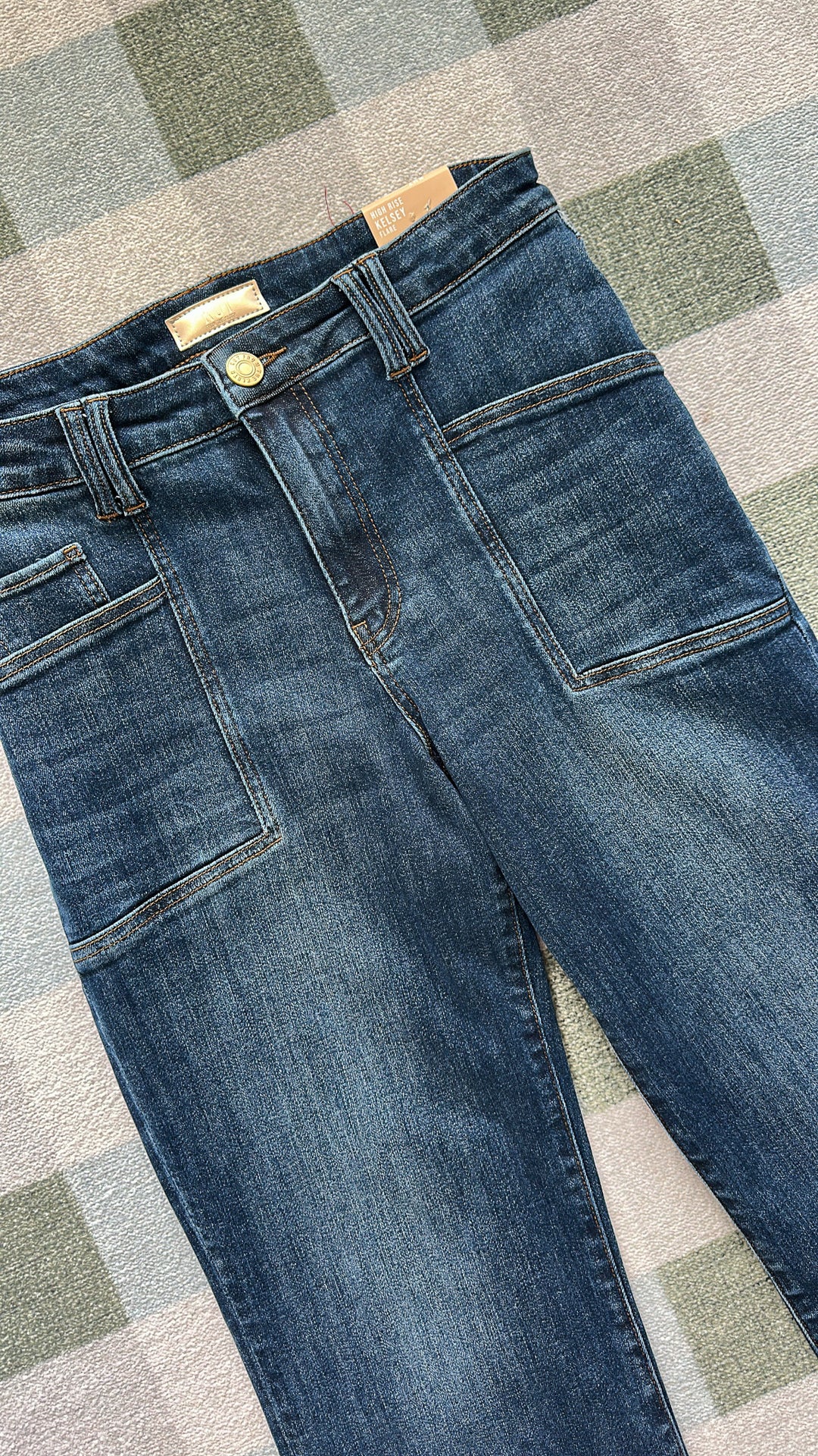 KUT: Kelsey High Rise Front Pocket Raw Hem - Precocious