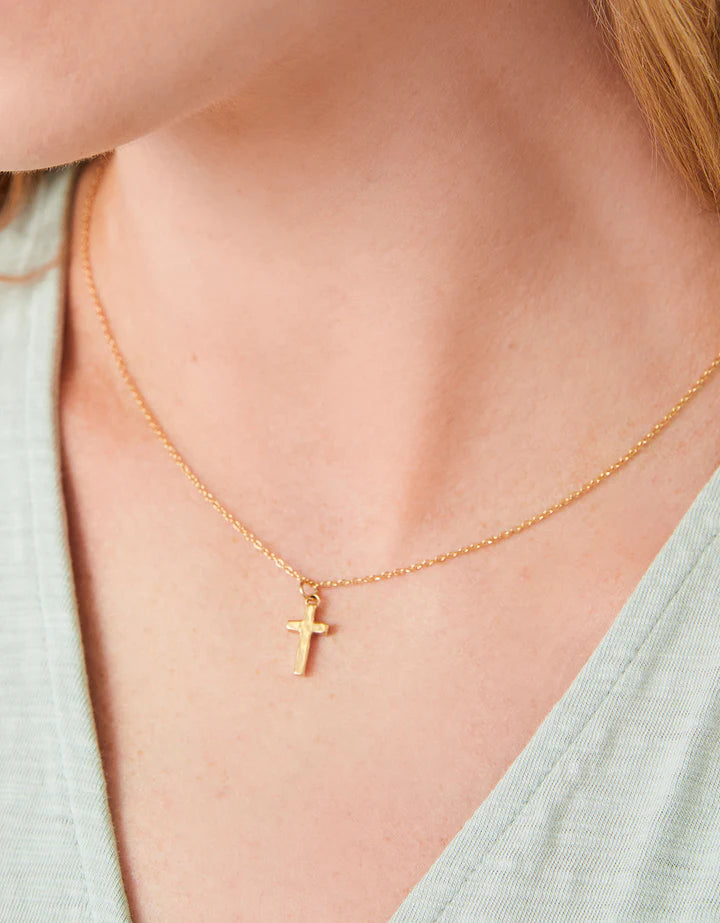 Spartina 449: SP Cross Necklace 17“ Cross