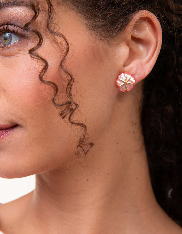 Spartina 449: Carved Flower Stud Earrings Pink Mother-of-Pearl