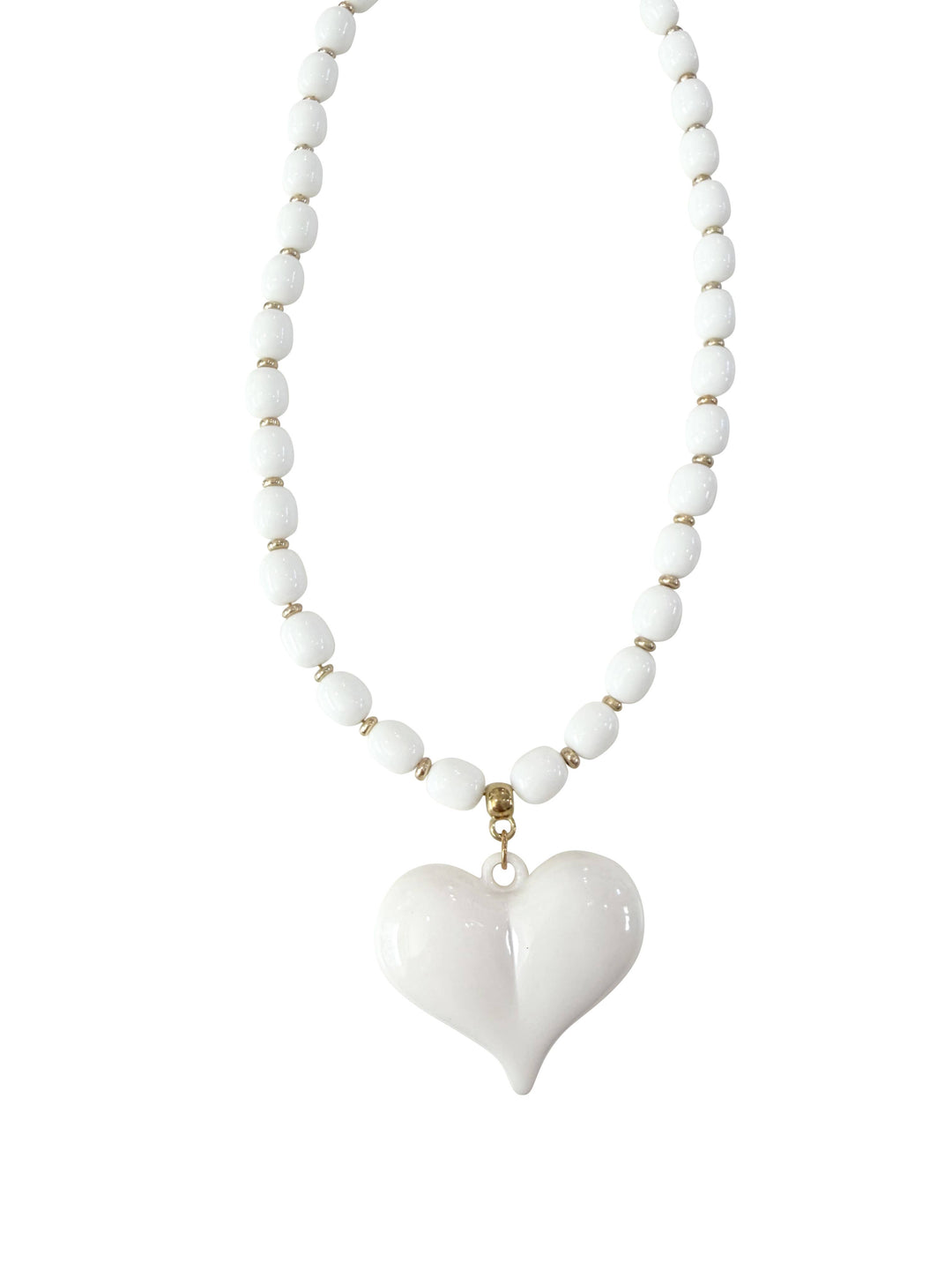 Alanis White Beaded Necklace with Heart Charm