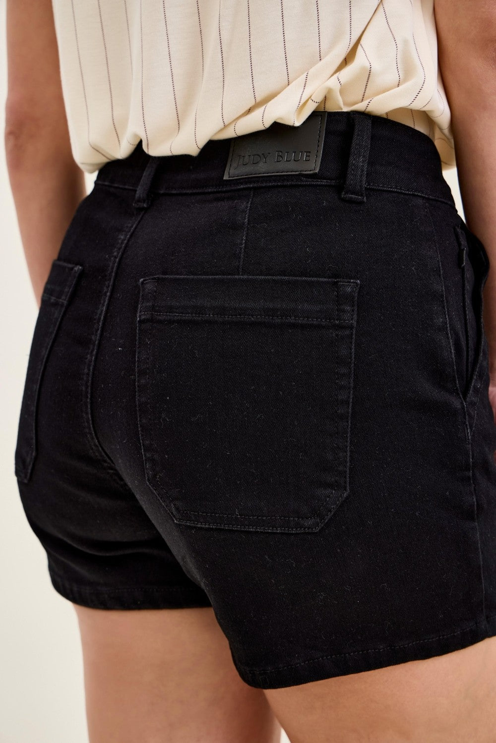 Judy Blue: Black High Trouser Short