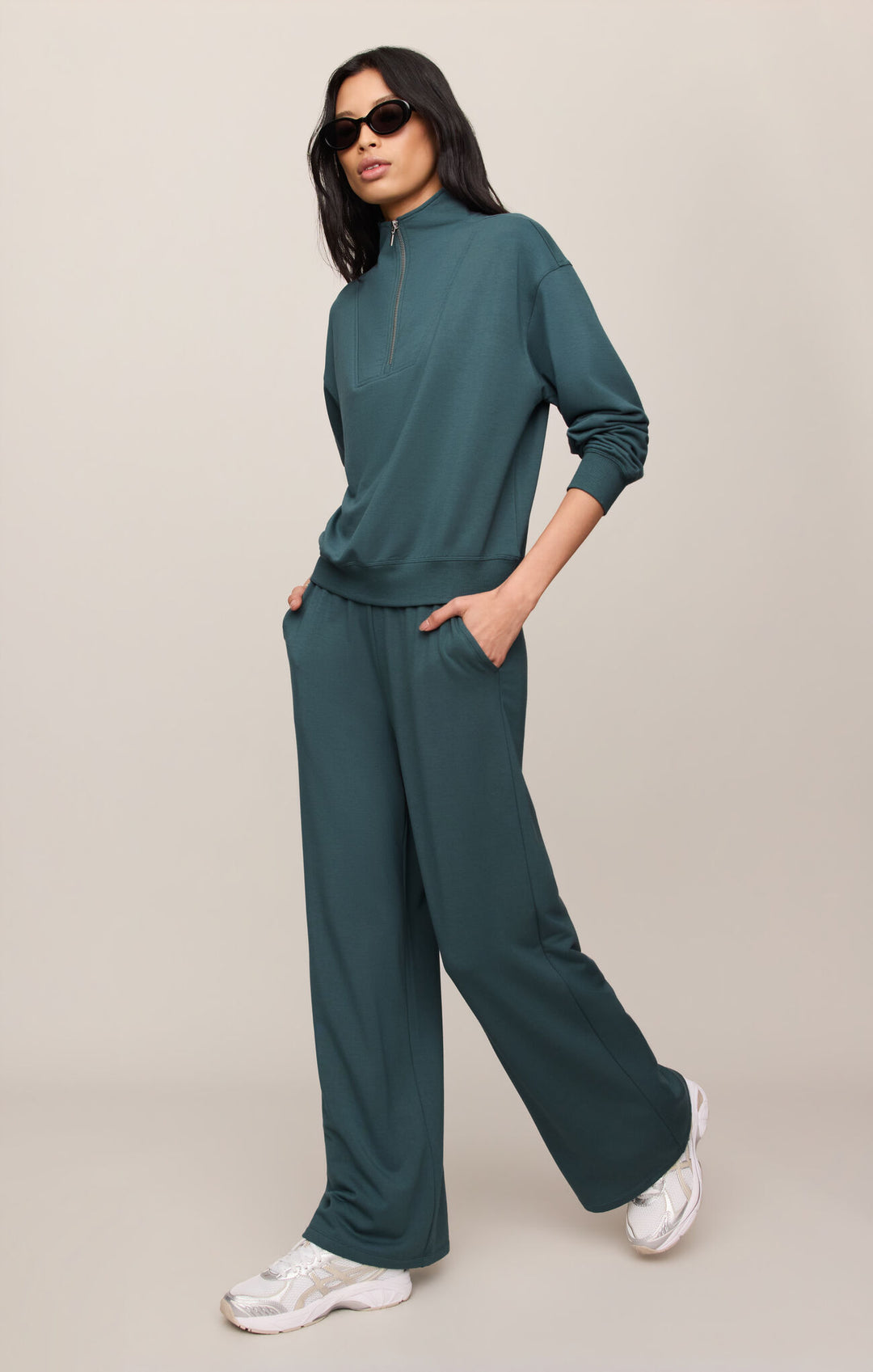 Z Supply: Gate Check Modal Sweatshirt - Emerald Cove