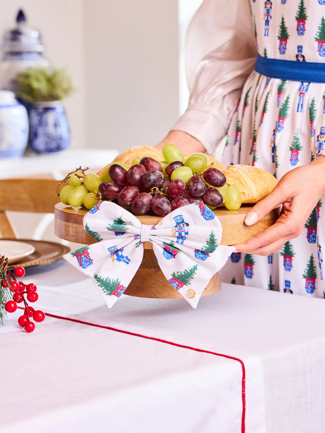 Cake Stand Magnetic - B Social Boutique