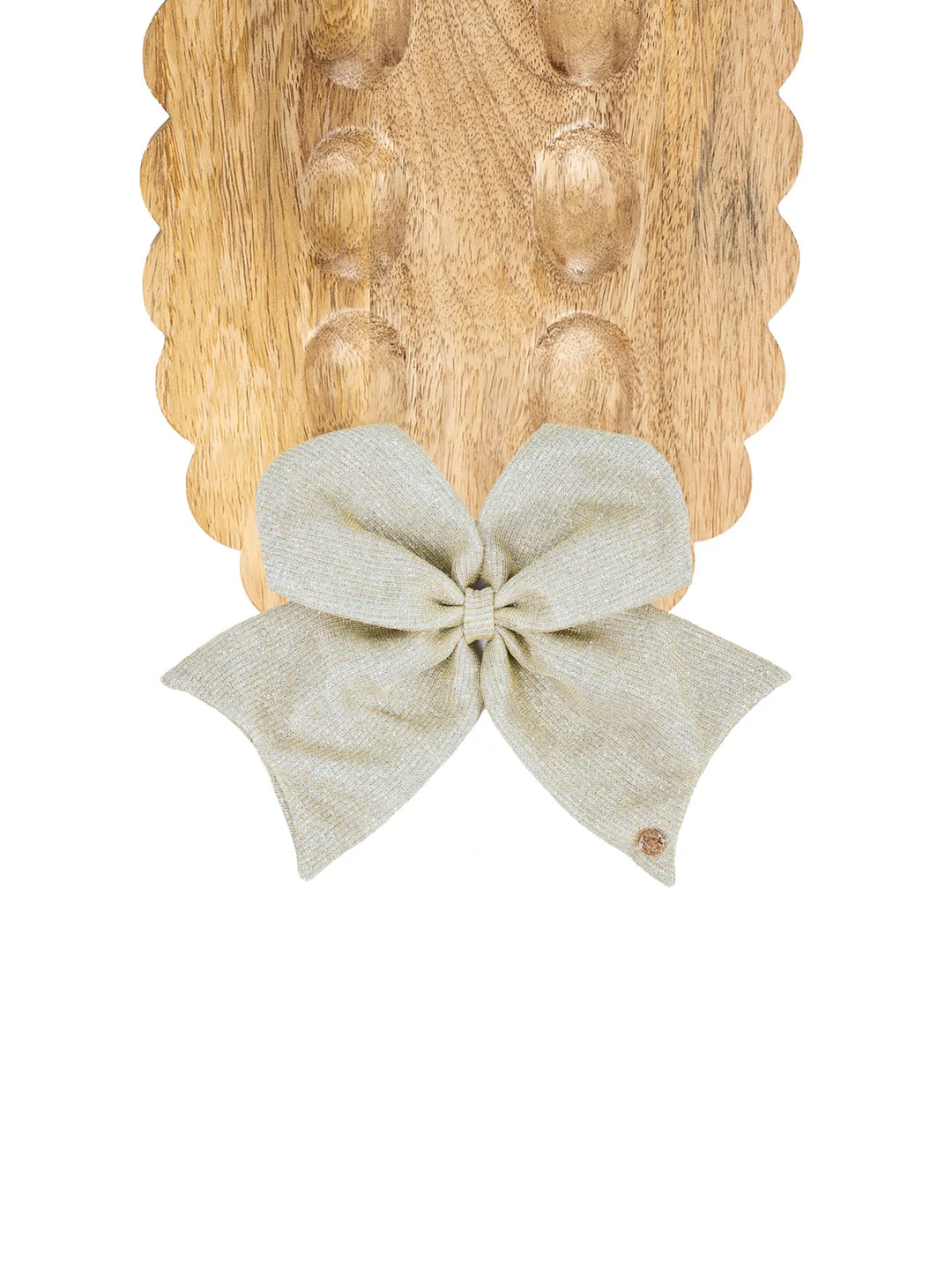 Magnetic Bow Metallic Silver - B Social Boutique