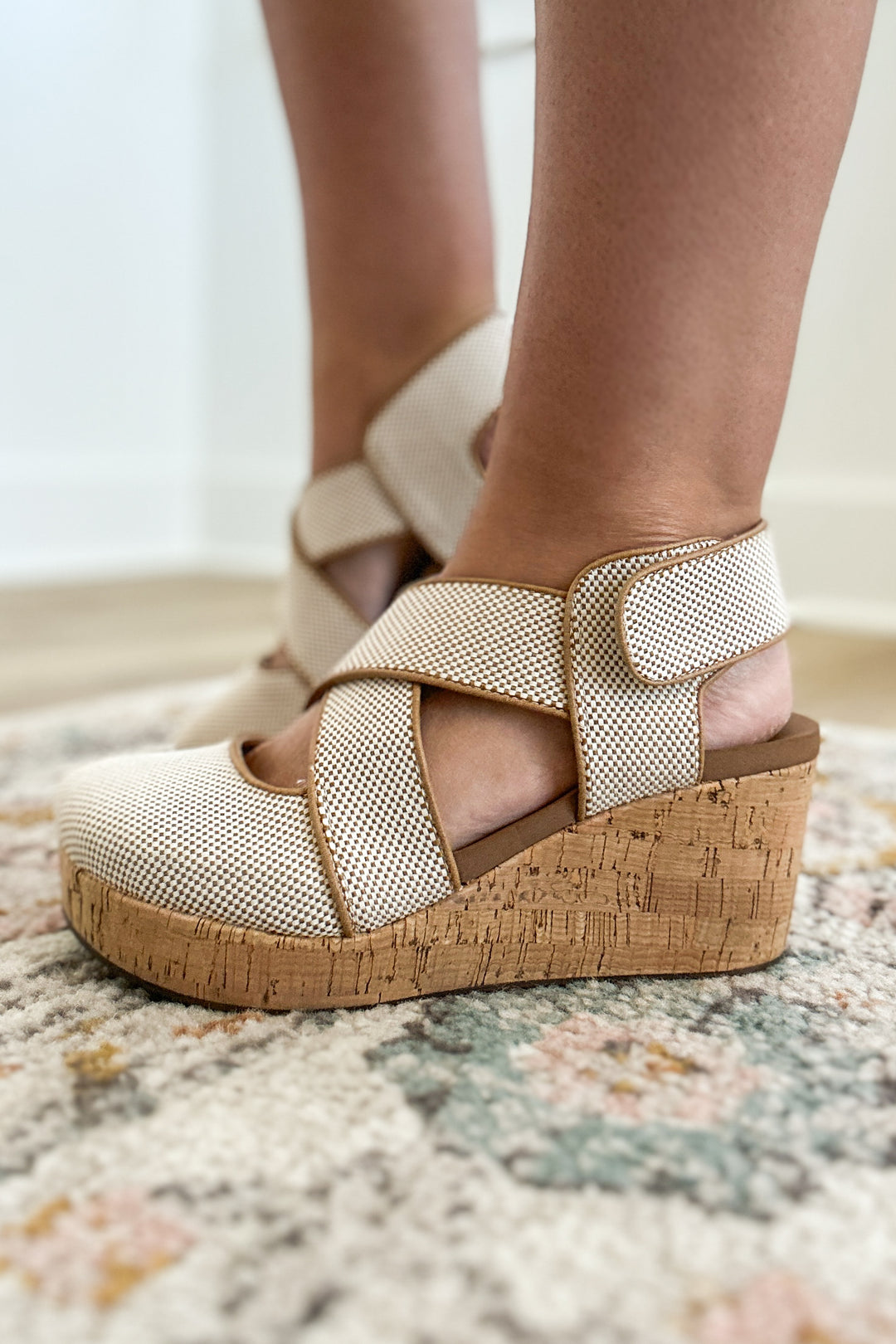 Corky's: Case Closed Wedge - Camel