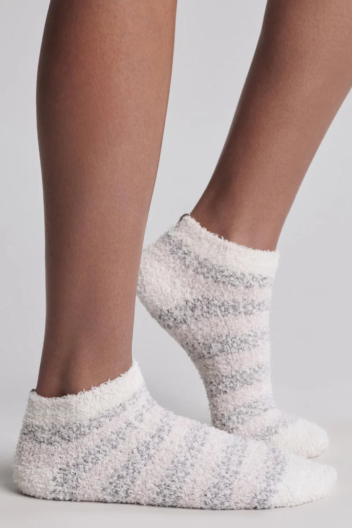 Barefoot Dreams: CozyChic® Heathered Stripe Ankle Socks Set -  Dove Gray
