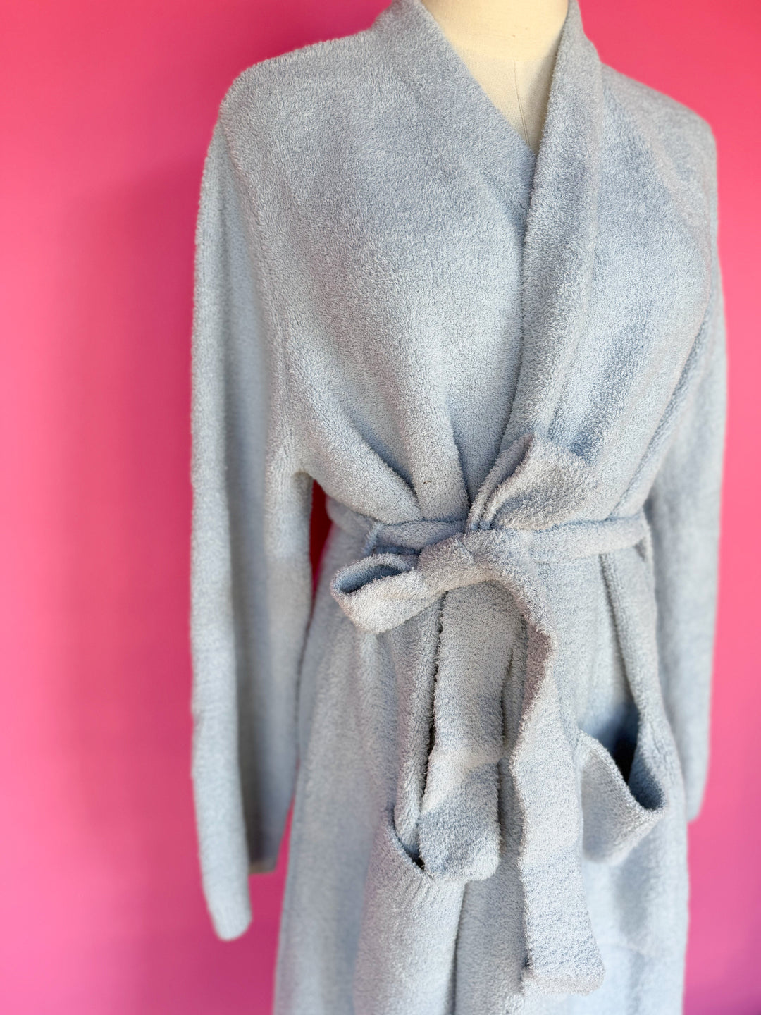 Barefoot Dreams: CozyChic Luxe Robe With Rib Detail- SNOW DROPBarefoot Dreams: CozyChic Luxe Robe With Rib Detail- SNOW DROP