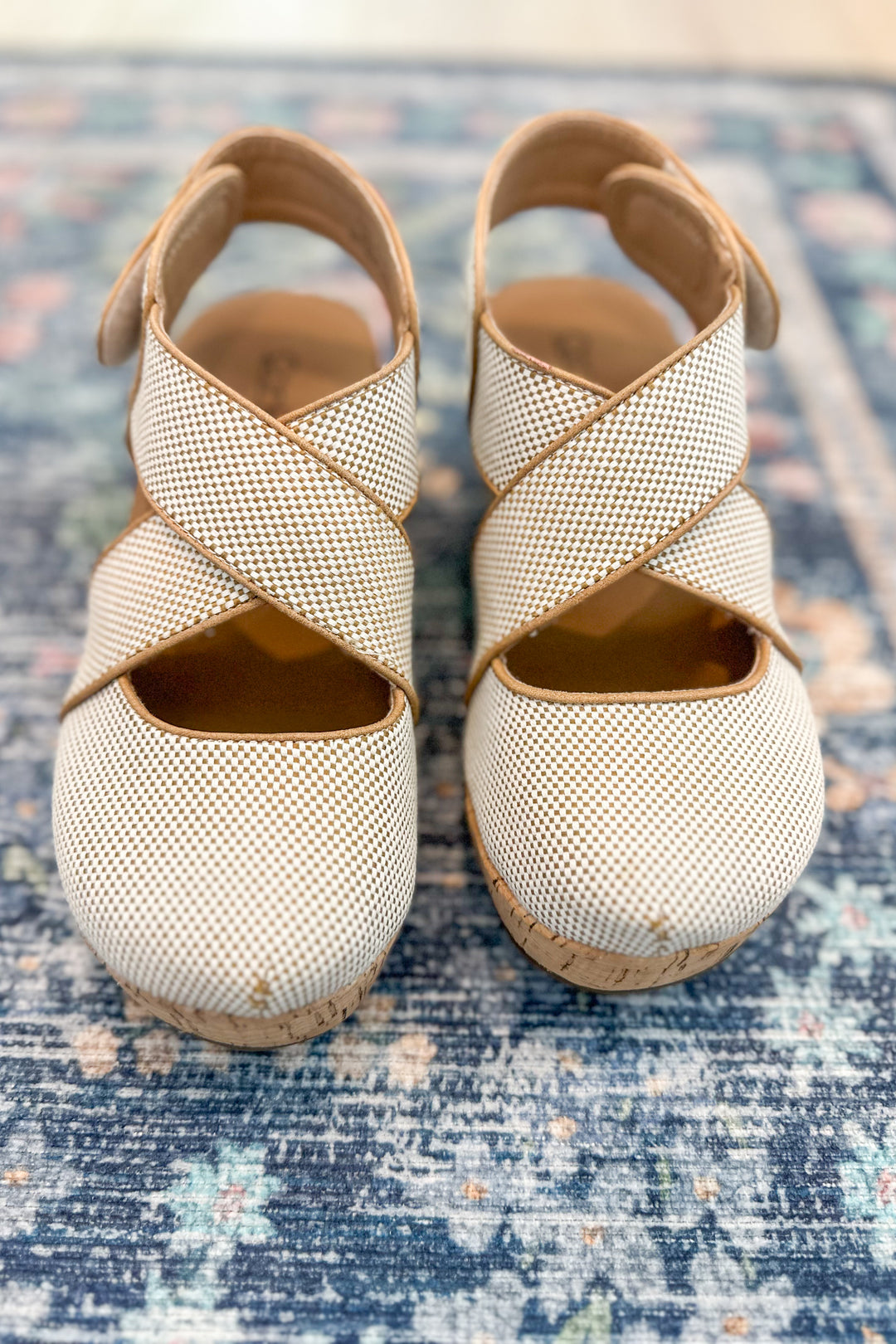 Corky's: Case Closed Wedge - Camel
