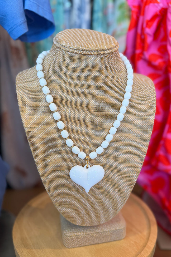 Alanis White Beaded Necklace with Heart Charm