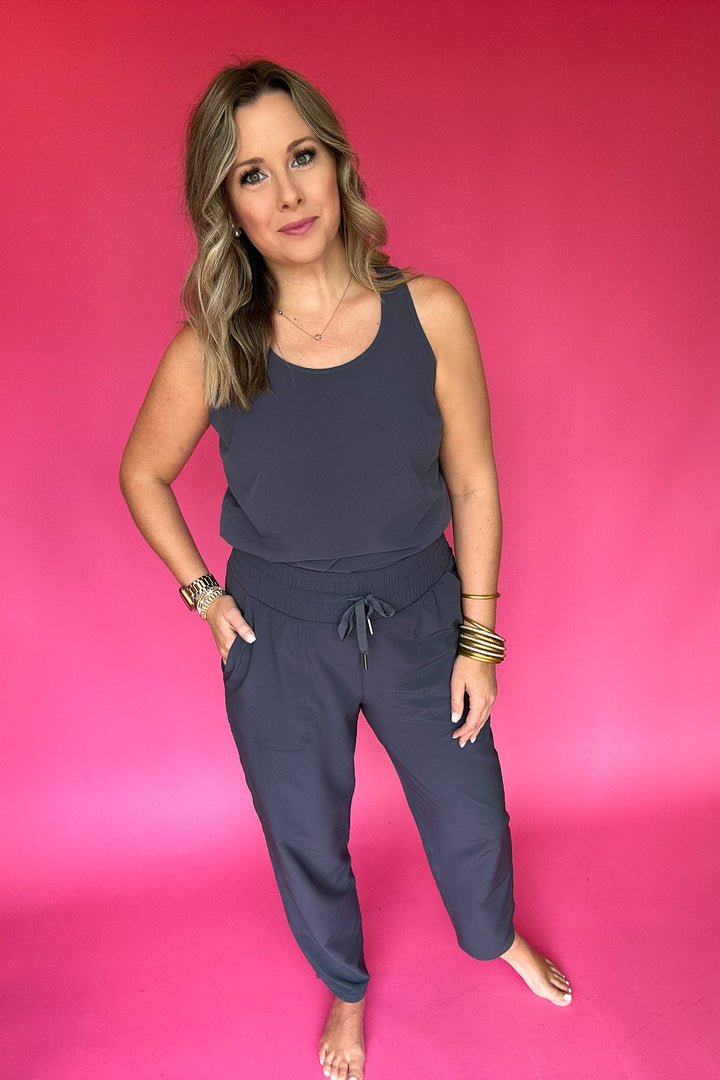 Spanx: On the Move Curved Hem Tank - Dark Storm