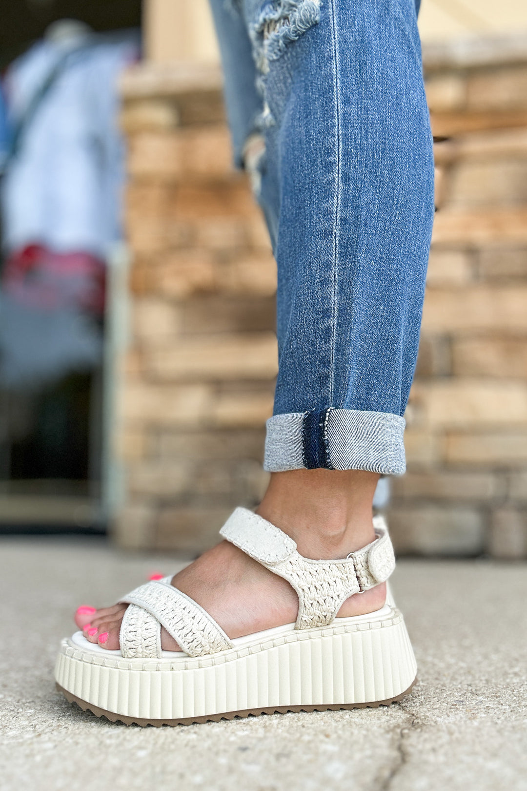 Corkys: Total Catch Wedge - White