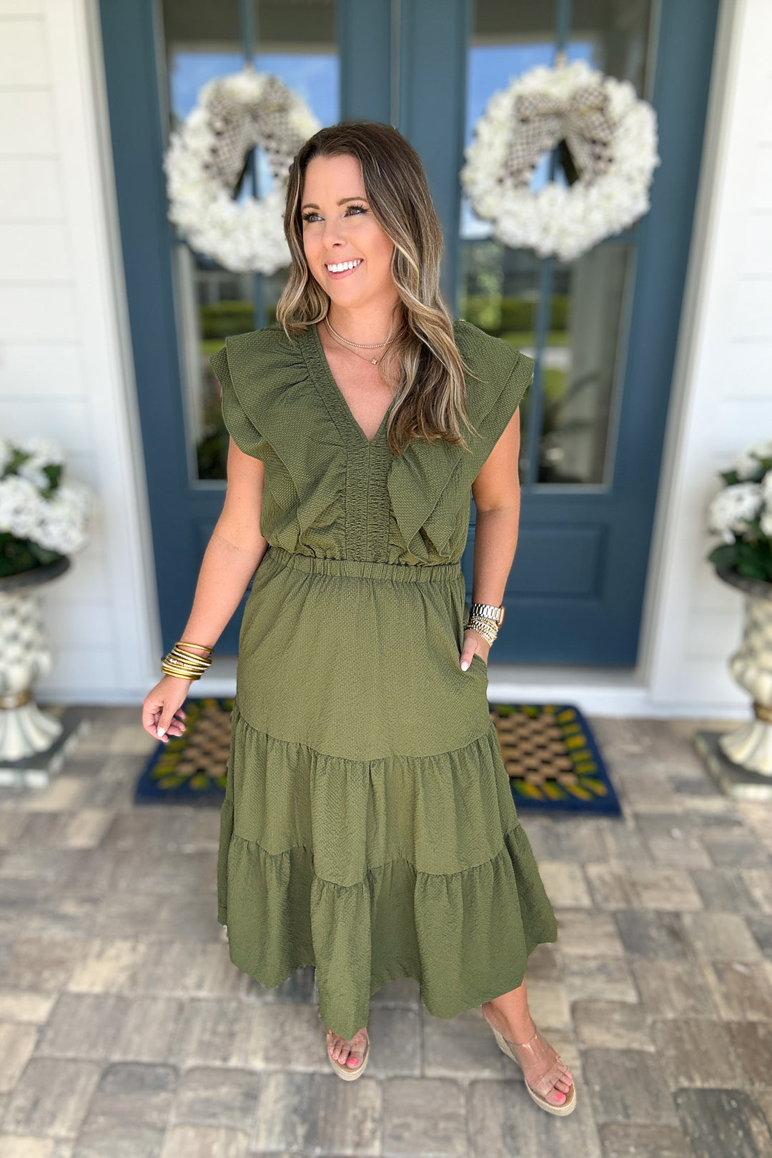 hunter green midi dress Velvi - Maldives - while the elastic back waistband and adjustable self THML: Ruffle Dream Midi Dress