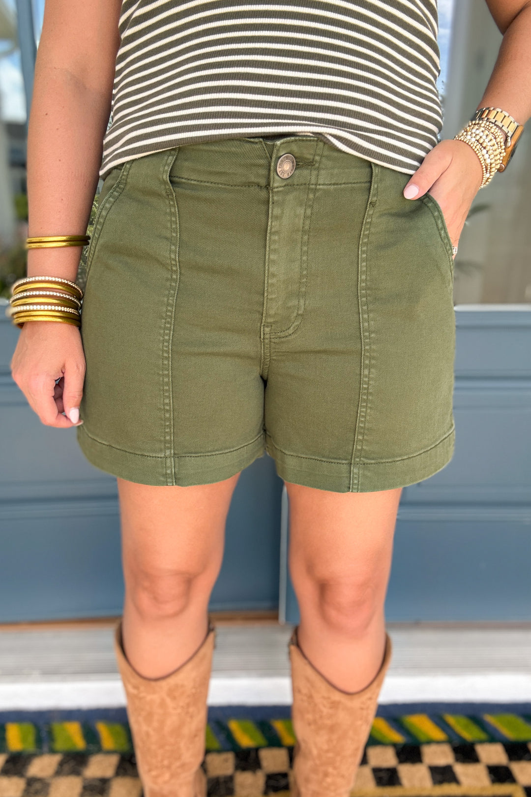 KUT:  JANE High Rise Short - Olive