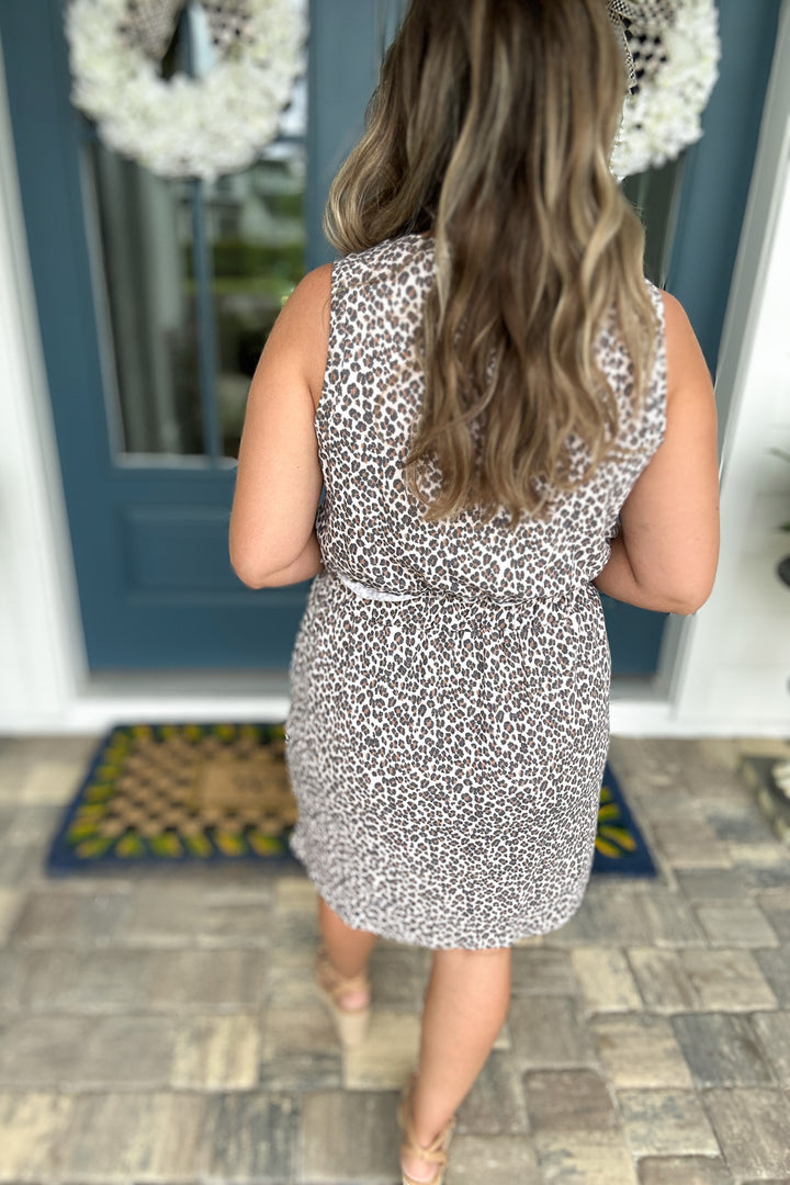 Duuuval Leopard Print Sleeveless Dress