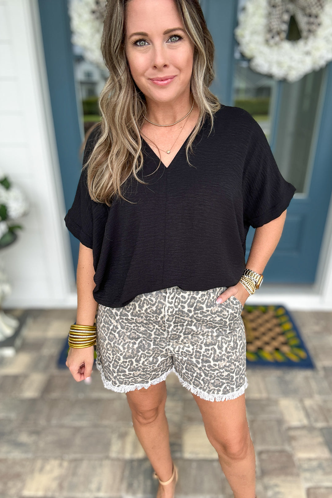 V-Neck Classic Top - Black