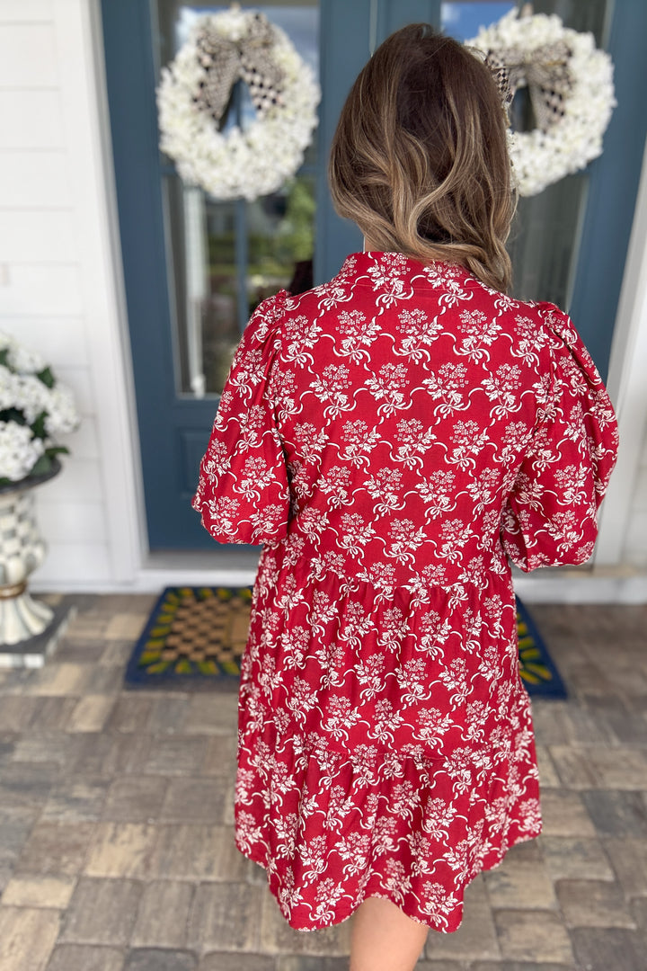 Smith & Quinn: The Tory - Ribbon Bouquet Red