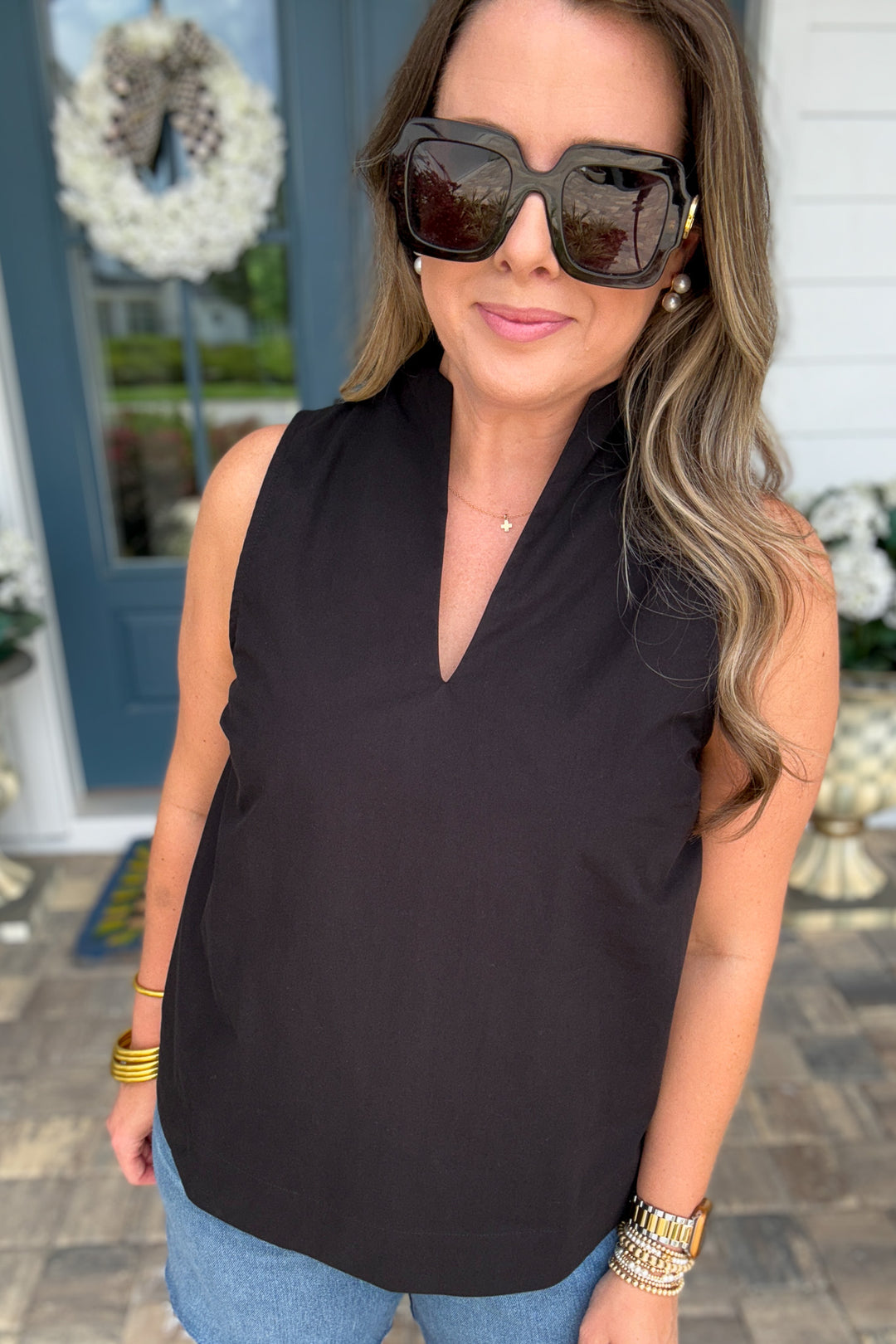 Classic V-Neck Poplin Tank - Black