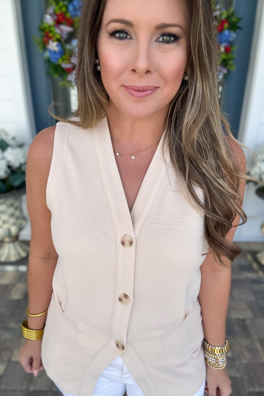 SPANX: AirEssentials® French Rib Button-Down Vest - Toasted Coconut