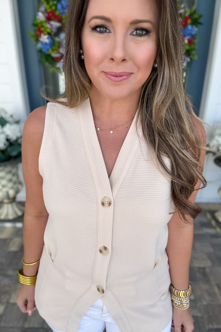 SPANX: AirEssentials® French Rib Button-Down Vest - Toasted Coconut
