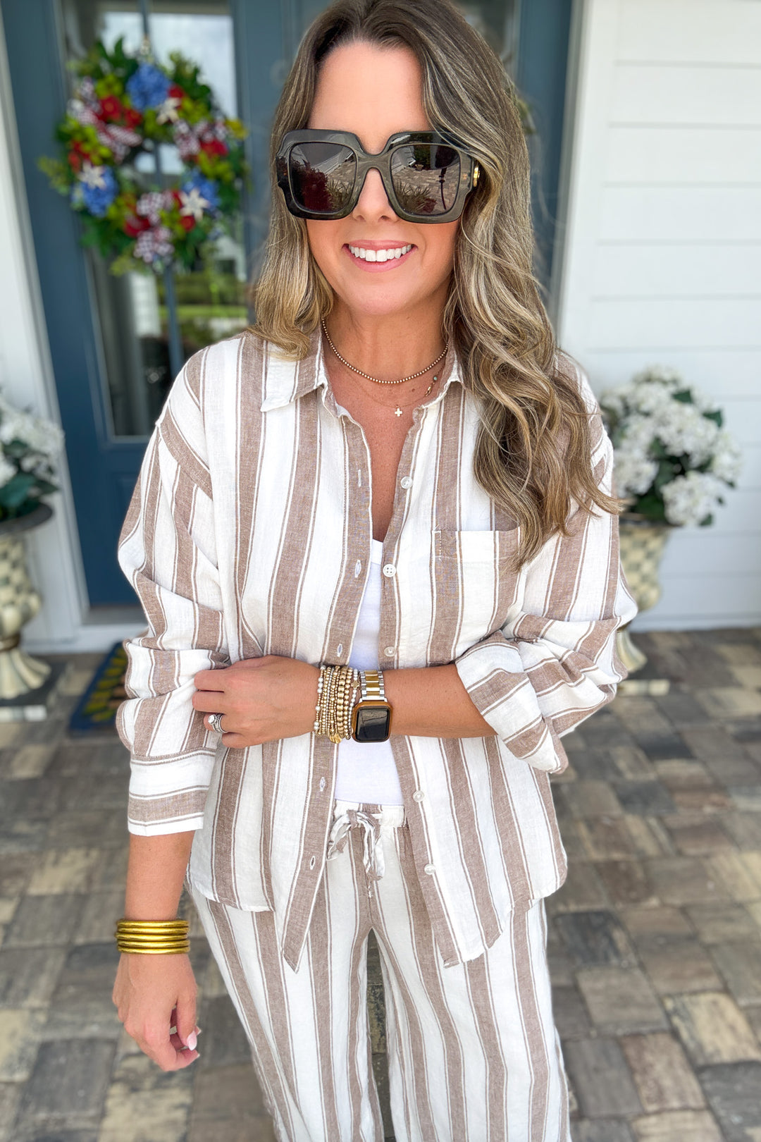 Z Supply: The Perfect Striped Button Up - Light Toffee