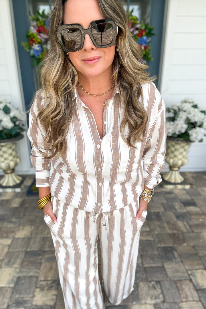 Z Supply: The Perfect Striped Button Up - Light Toffee