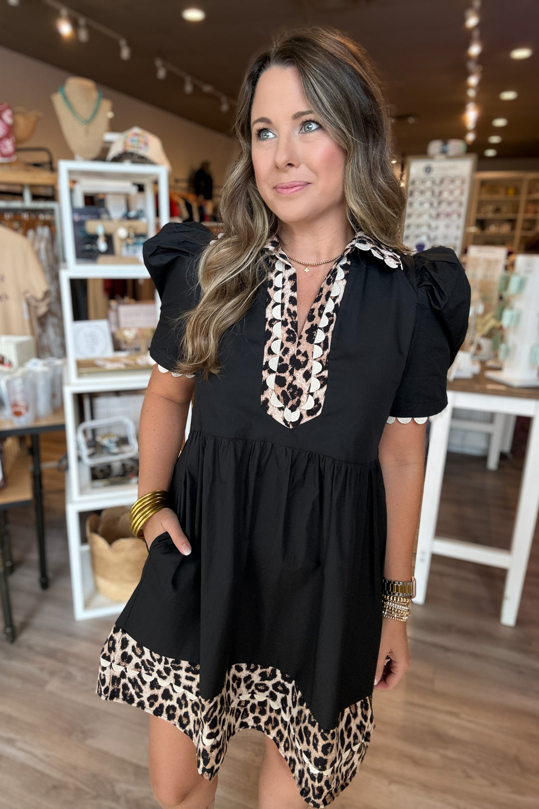 Pretty With Leopard Scallops Dress