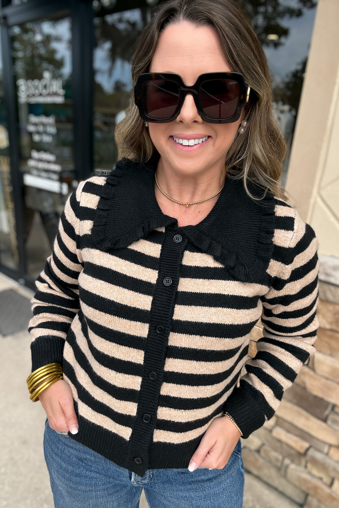 Scallop Meets Stripe Peter Pan Sweater - Mocha