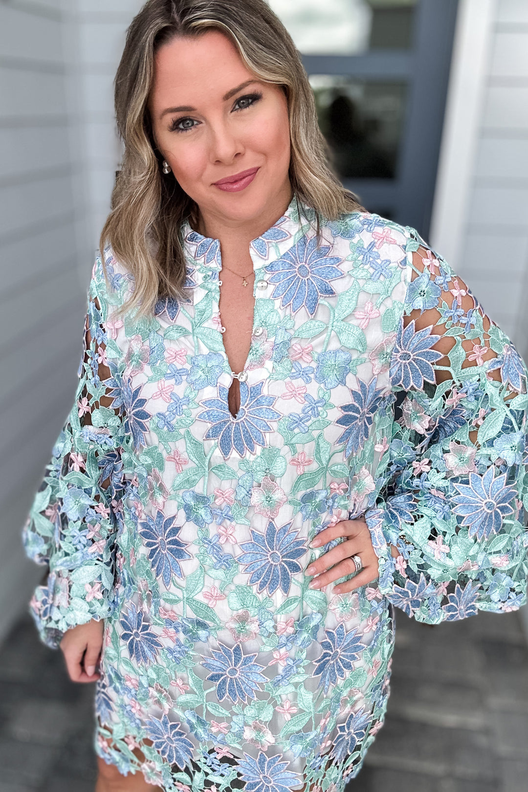 BuddyLove: GAYLE LONG SLEEVE MINI DRESS - BELLFLOWER BuddyLove: GAYLE LONG SLEEVE MINI DRESS - BELLFLOWER
