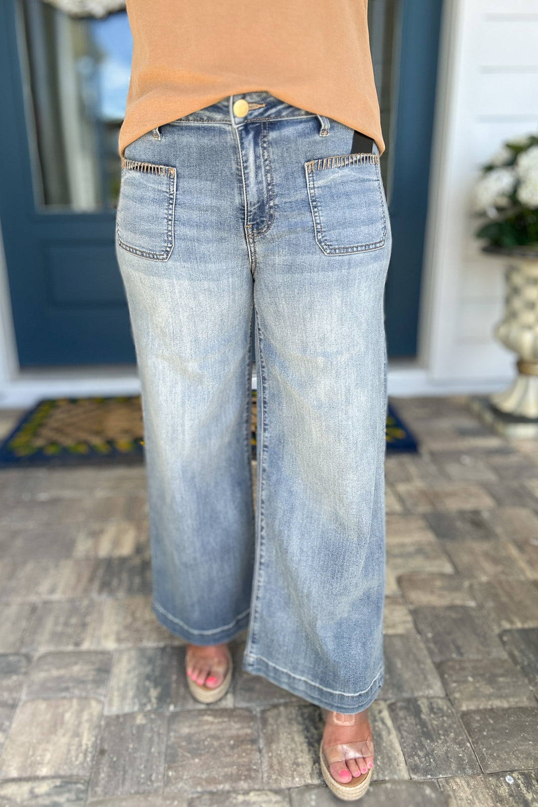 KUT: Meg High Rise Front Patch Wide Leg- INVALUABLE