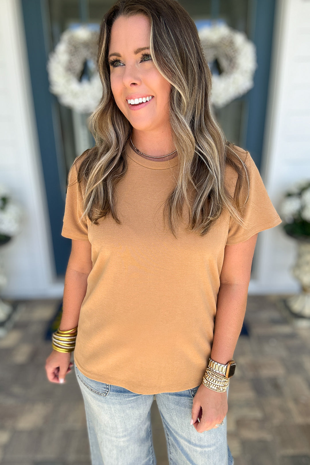 KUT: REMINGTON- SCOOP NECK TEE - Camel