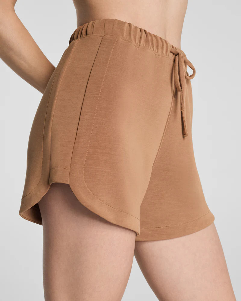 SPANX AirEssentials®: Sandwashed Short, 5"- Maplewood