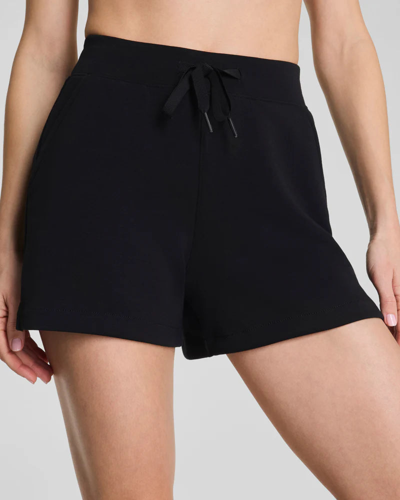 SPANX AirEssentials® Short, 5" - Very Black