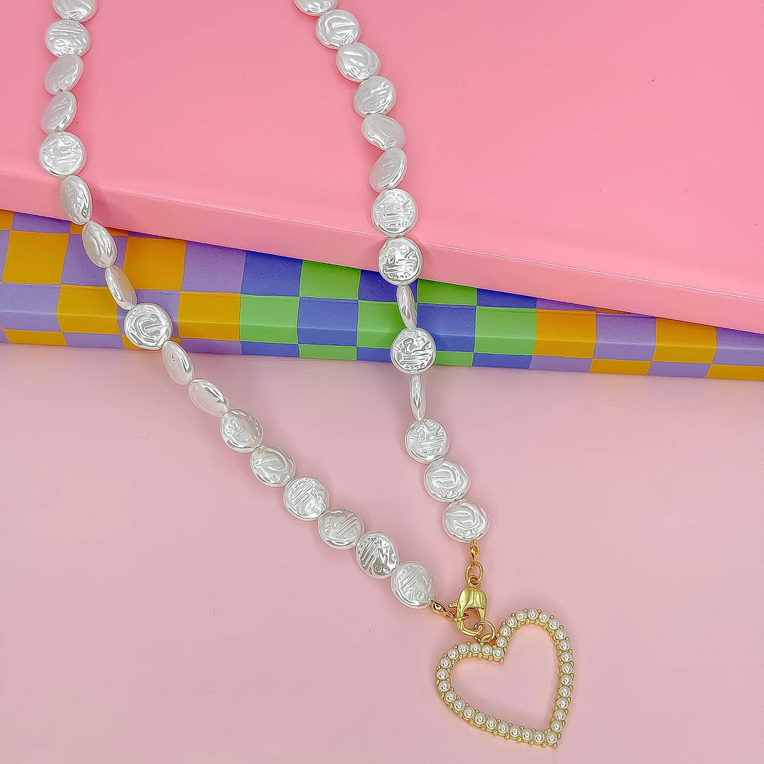 Sweetheart Glow Necklace