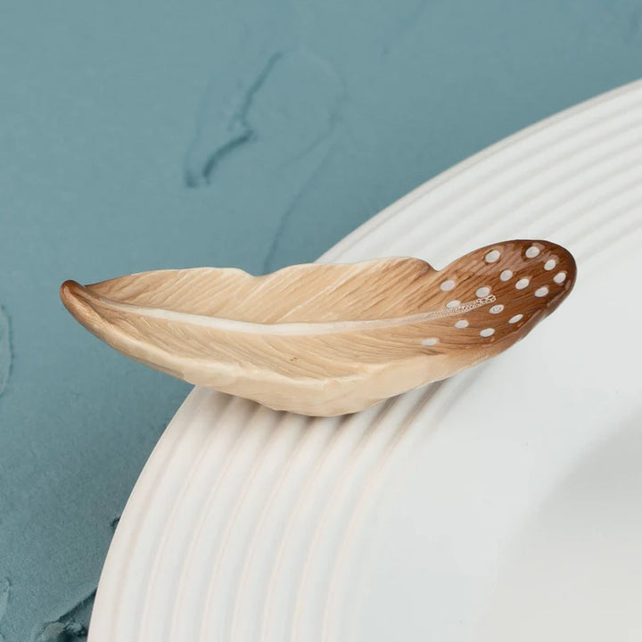 nora fleming: creative quill (feather)