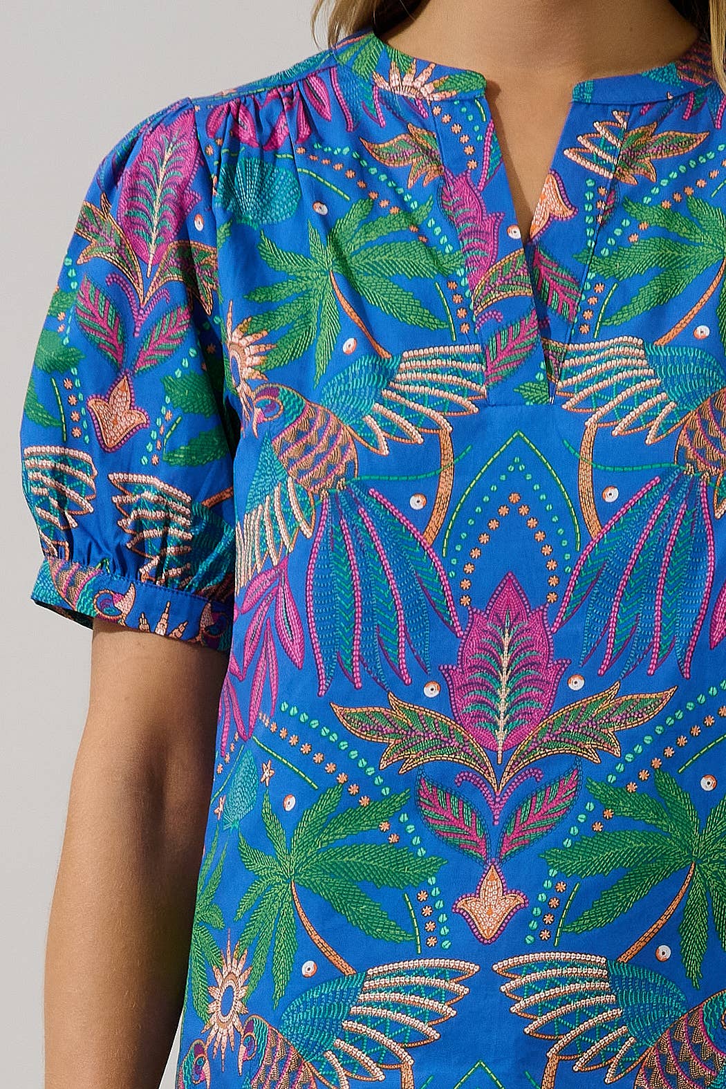Yori Tropical Neli Split Neck Top