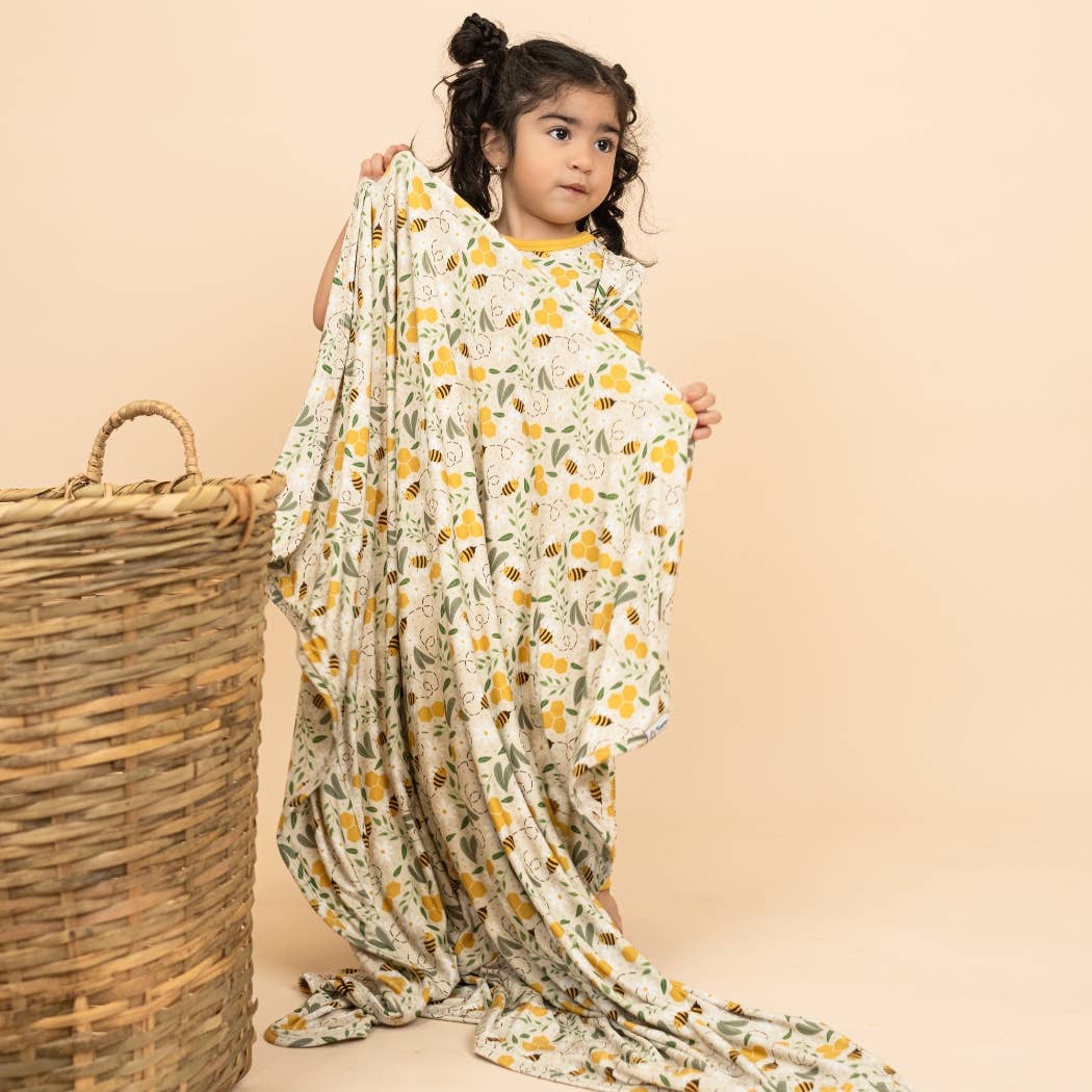 Happy Honey Bees Luxury Bamboo Blanket: Yellow/Multi / Small