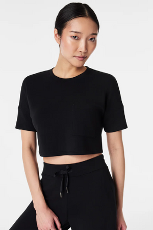 SPANX: AirEssentials Cropped Pocket Tee - Very Black