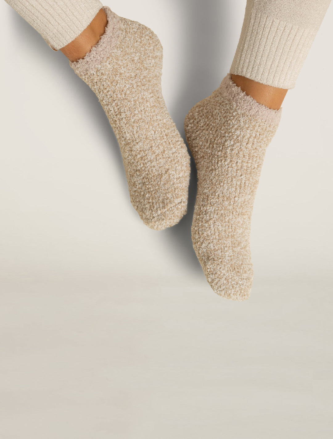Barefoot Dreams: CozyChic® 2 Pair Tennis Sock Set - Stone Multi