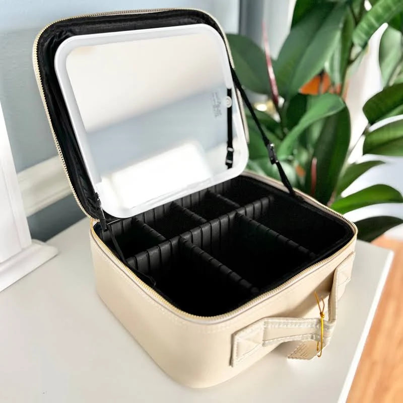 The Willow Travel Makeup Case: Cream - B Social Boutique